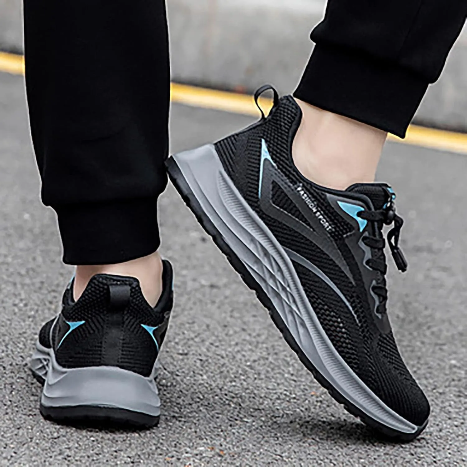 Couple Men's Spring and Summer New Non Slip Walking Fashion Light Shoes Middle and Elderly Sneaker Roller Skates for Men Men
